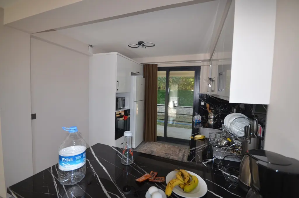 Fitted kitchen